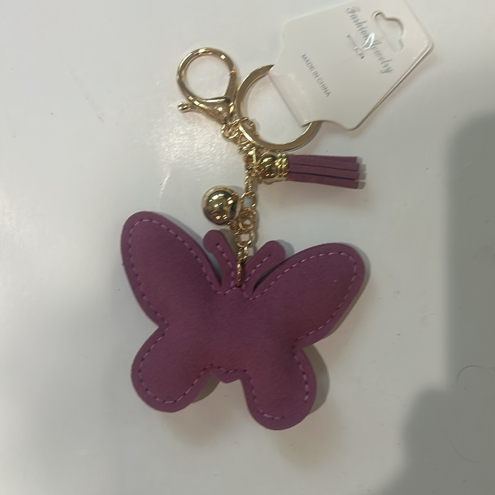 Purple Butterfly Key Chain - Picture 3 of 3